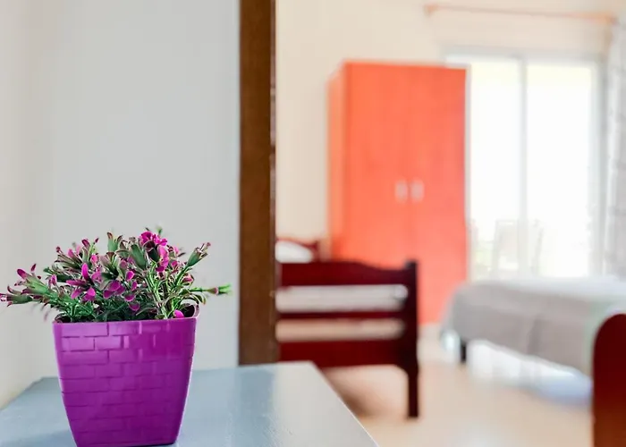 Haus Petris Aparthotel Sarti